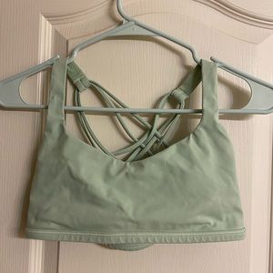 Size 8 Lululemon Green free to be bra